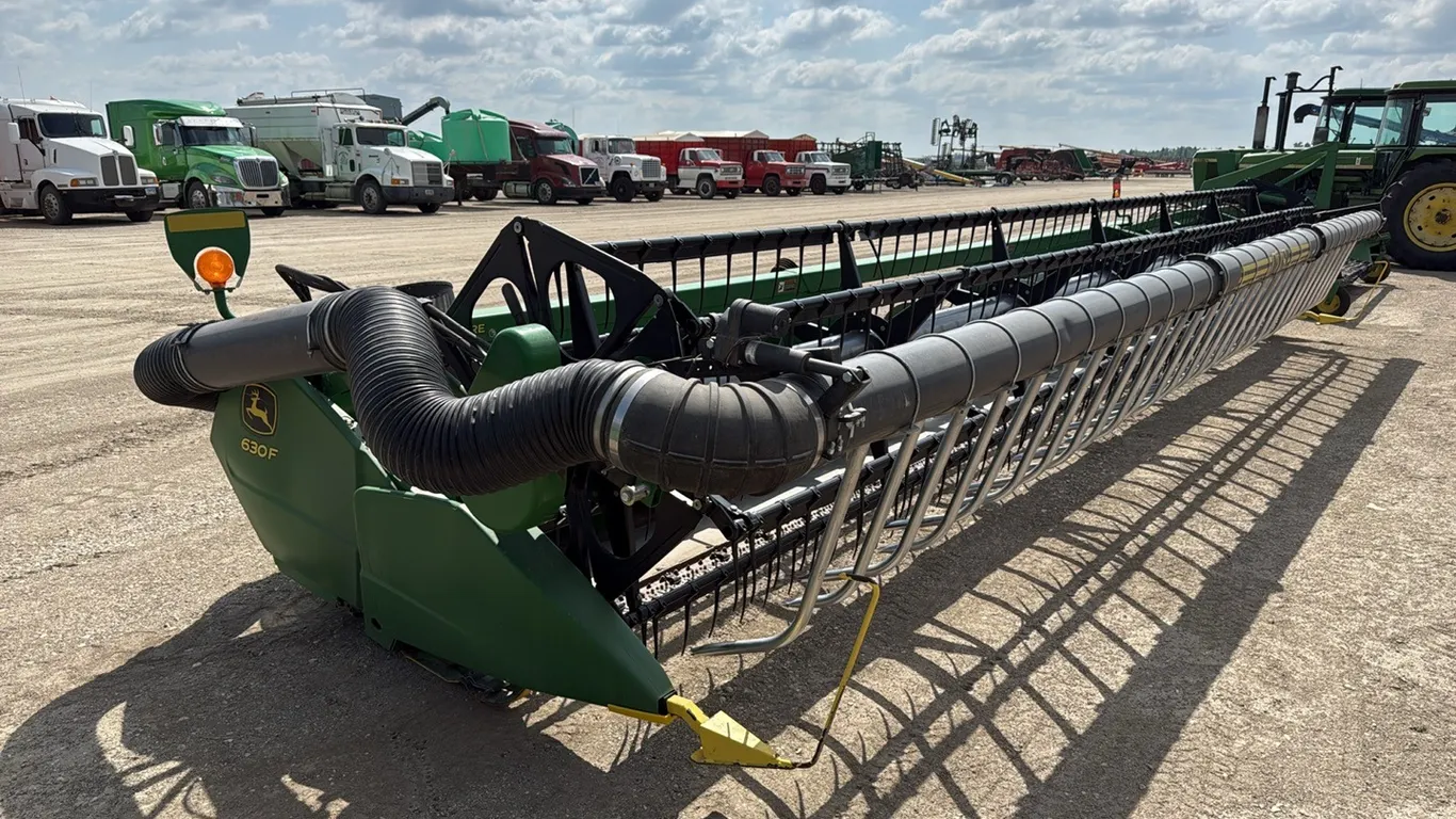 ID 0837 2012 John Deere 630F Hydroflex w/Crary Air Bar
