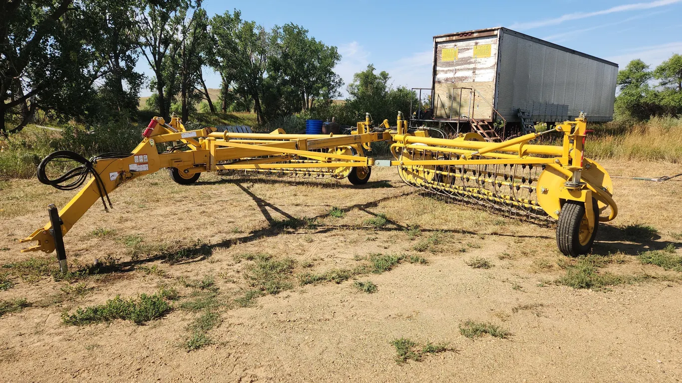 Vermeer R2300 Rake