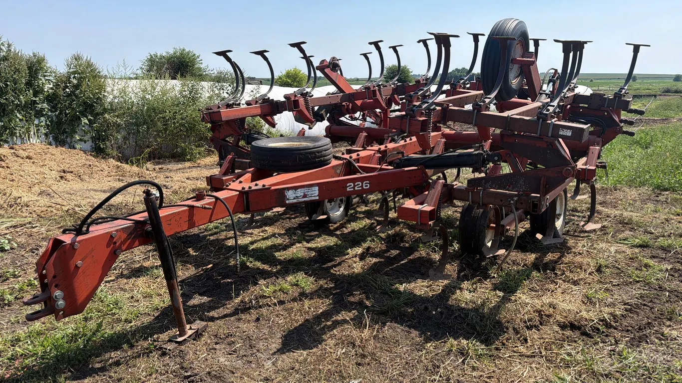 White 226 24ft Field Cultivator
