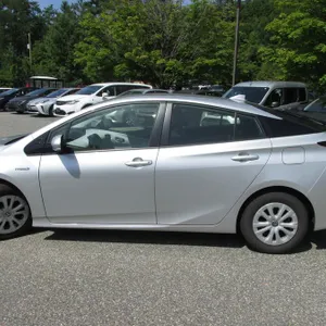 2019 Toyota Prius Sedan
