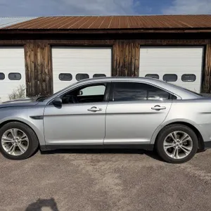 2019 Ford Taurus Sedan