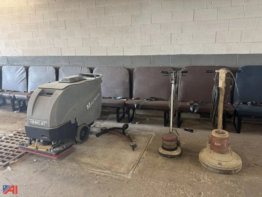 (3pc) Commercial Floor Cleaning Equipment