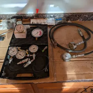 Hydraulic Pressure Testing Gauges