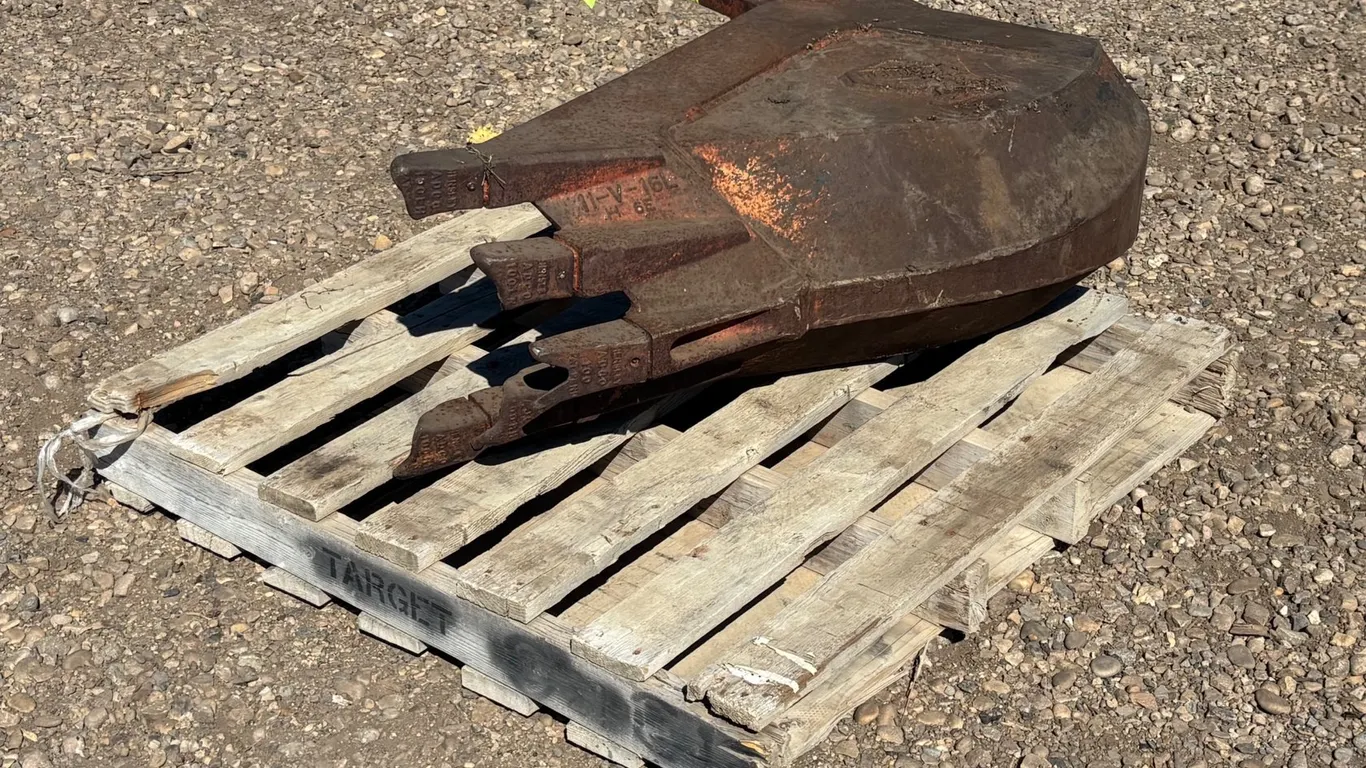 Hensley 14" Digging Bucket