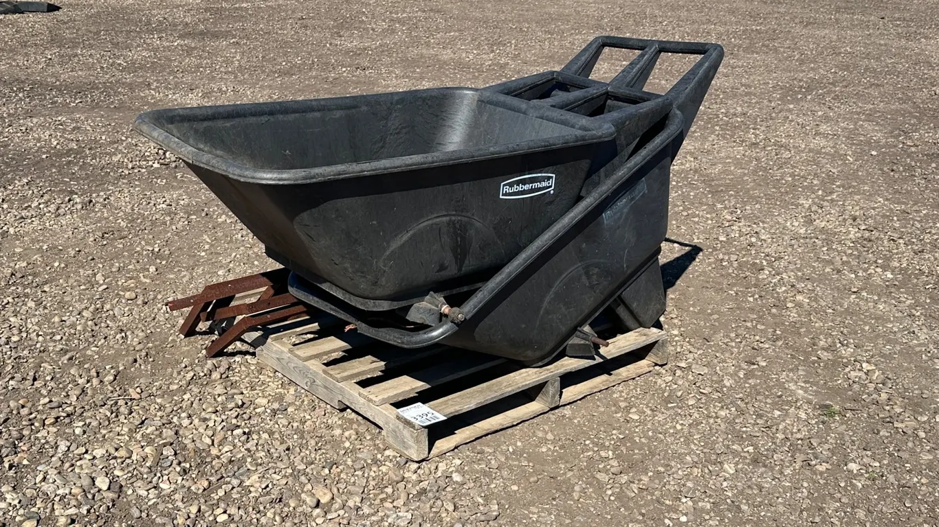 (2) Rubbermaid Wheel Barrows