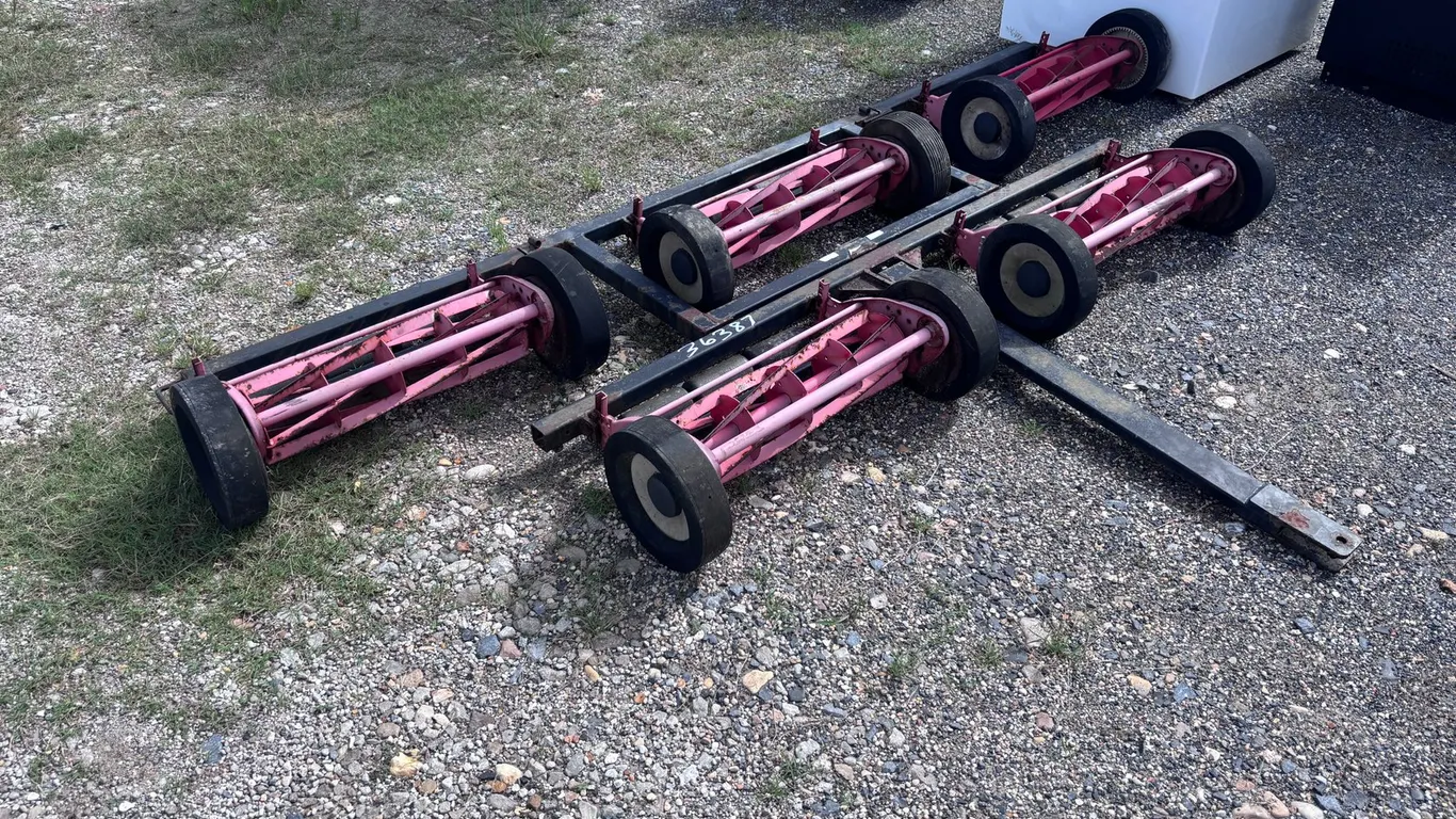 PULL BEHIND GANG MOWER