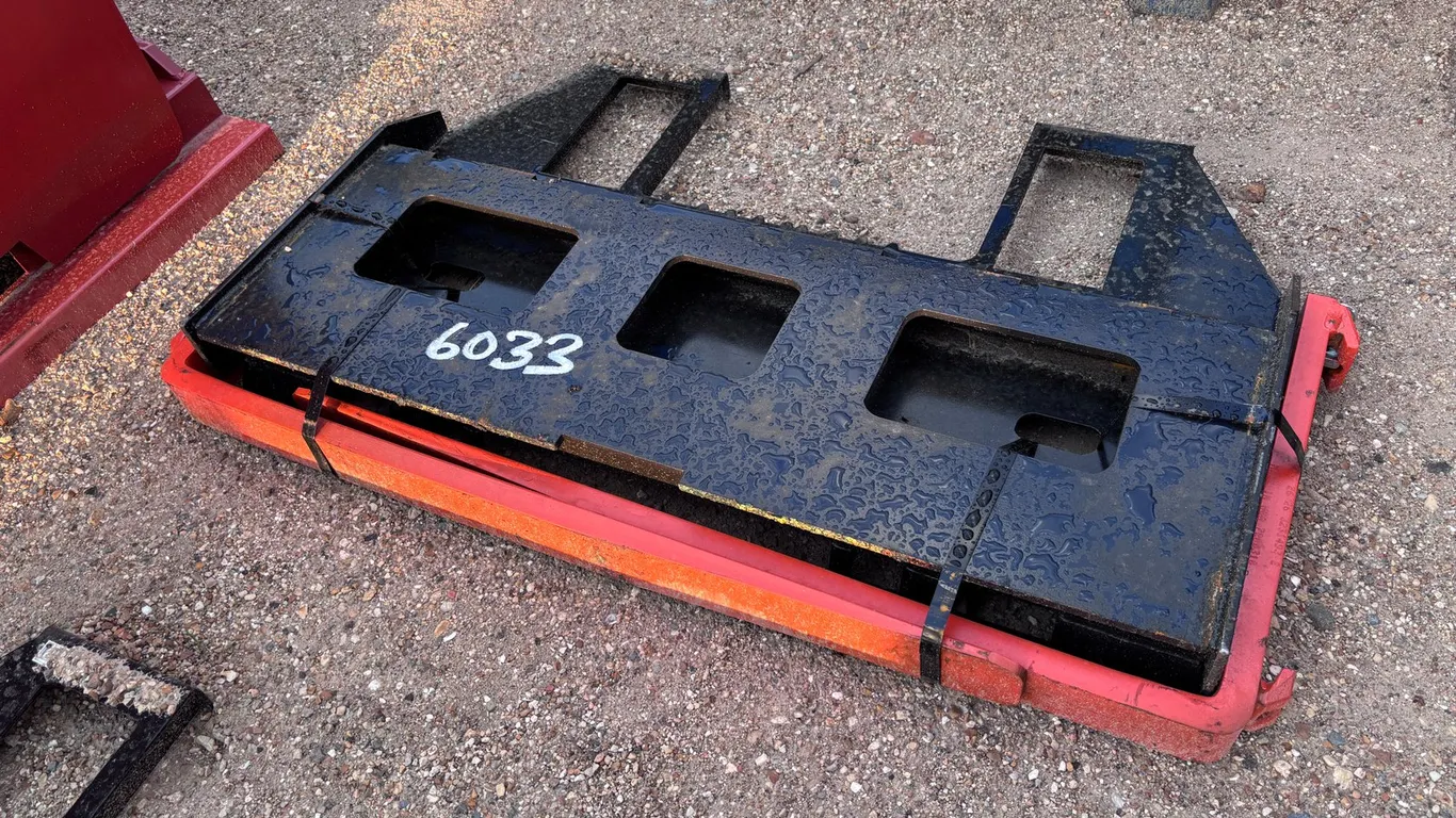 45 in. Skid Steer Fork Frame V2 W/42 in. Forks