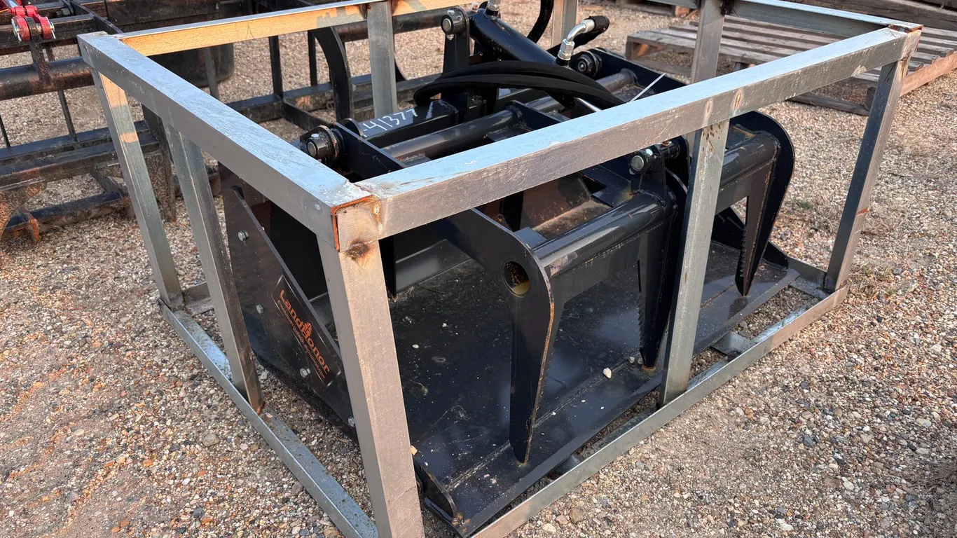 36IN MINI SKIDSTEER GRAPPLING BUCKET