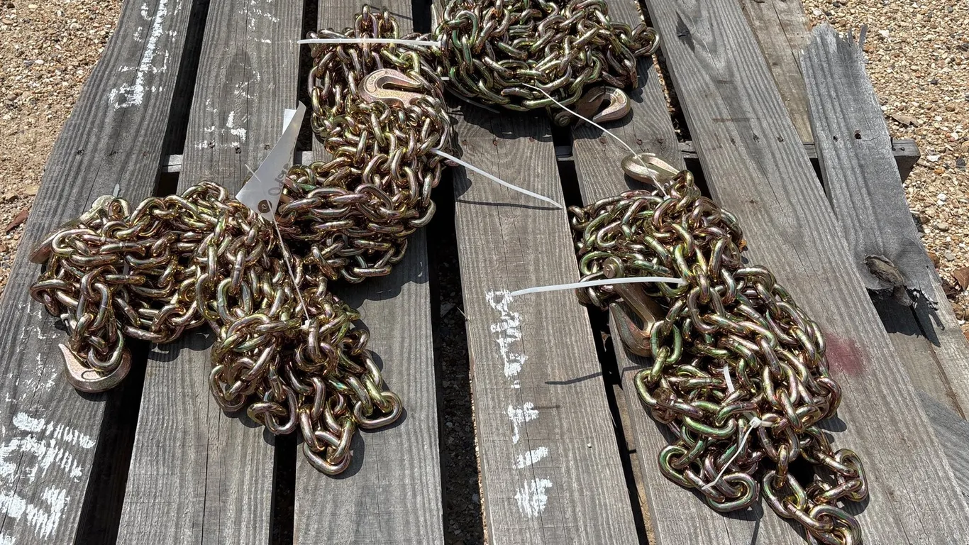 (2) ZINC TRANSPORT CHAINS WITH HOOKS