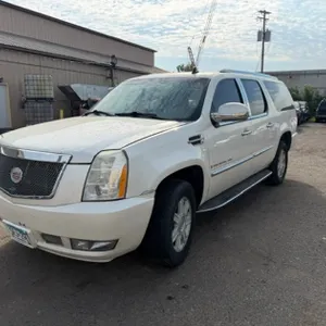 2009 Cadillac Escalade ESV - White