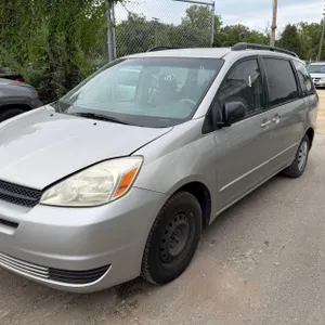2005 Toyota Sienna Van