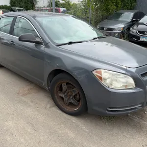 2009 Chevrolet Malibu Passenger Car