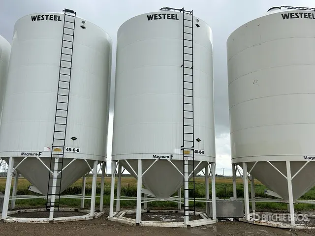 2011 Westeel 1620 Magnum-F Fertilizer Hopper Grain Bin
