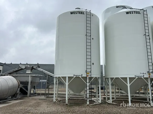 2012 Westeel 1620 Magnum-F Fertilizer Hopper Grain Bin