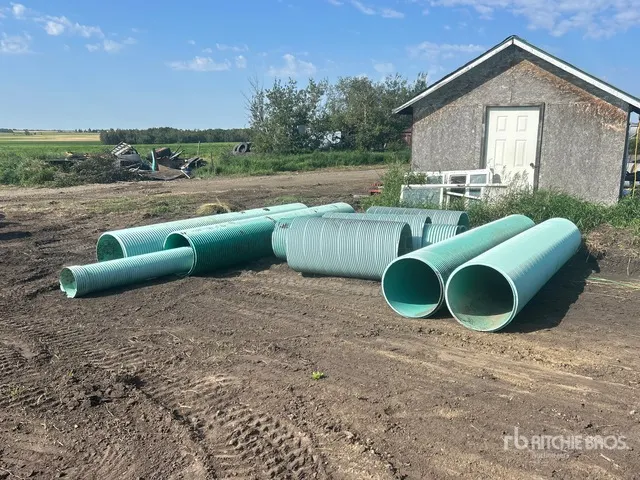 Quantity of (10) Pipe