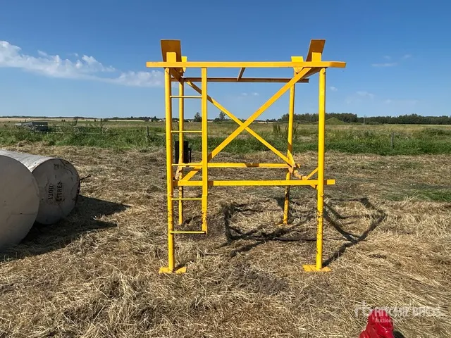 Fuel Tank Stand