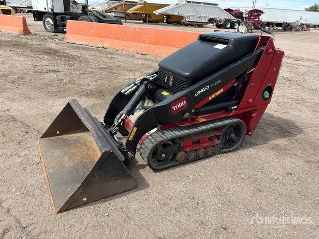 2021 Toro TX525 Compact Track Loader