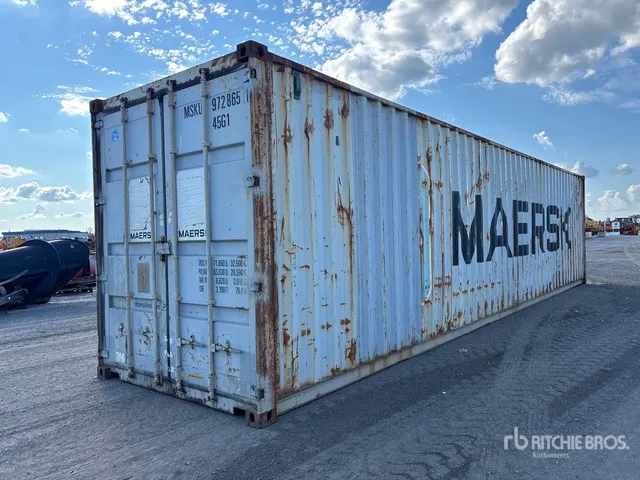 2006 40 ft High Cube Storage Container