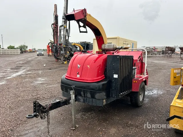 2014 Vermeer BC1500 Tow-Behind Wood Chipper