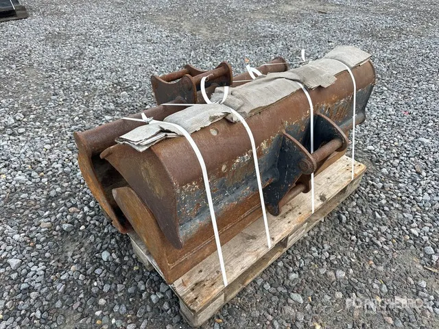 Qty of 3. Excavator Bucket