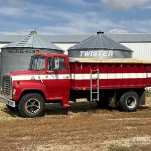 1969 Ford 700 4x2 Grain Truck