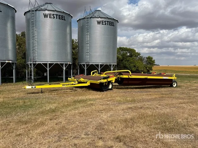 2000 Degelman LR7645 45 ft Land Roller