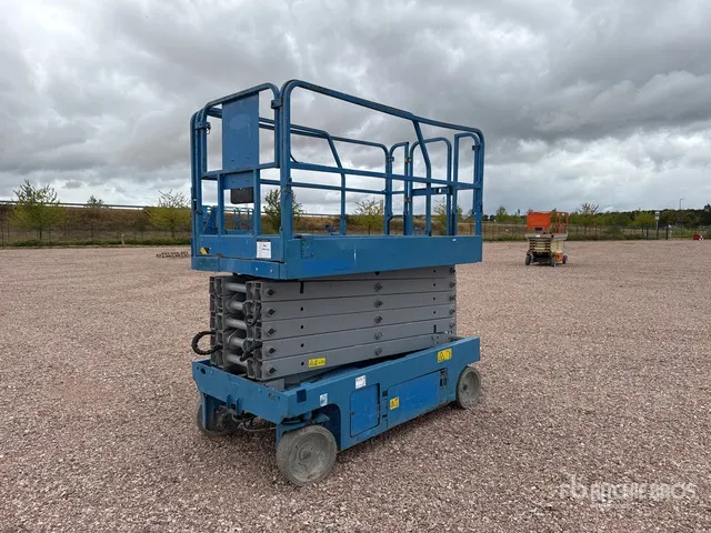 2014 Genie GS-4047 Electric Nacelle Ciseau Scissor Lift