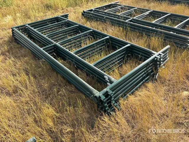 Quantity of (6) Hi-Hog 9 ft 6 in x 5 ft Creep feeder panels