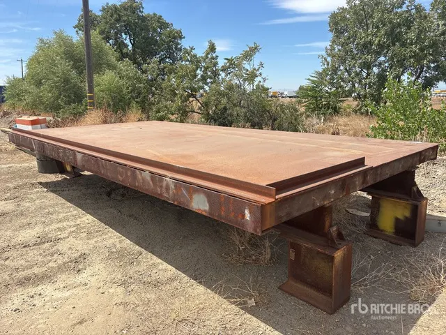 Welding table