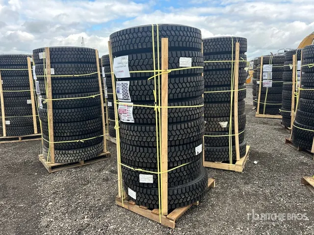 Quantity of (8) 11R22.5 Snow Traction Retread Tires (Unused)