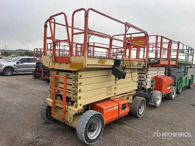 2011 JLG 4069LE Electric Scissor Lift