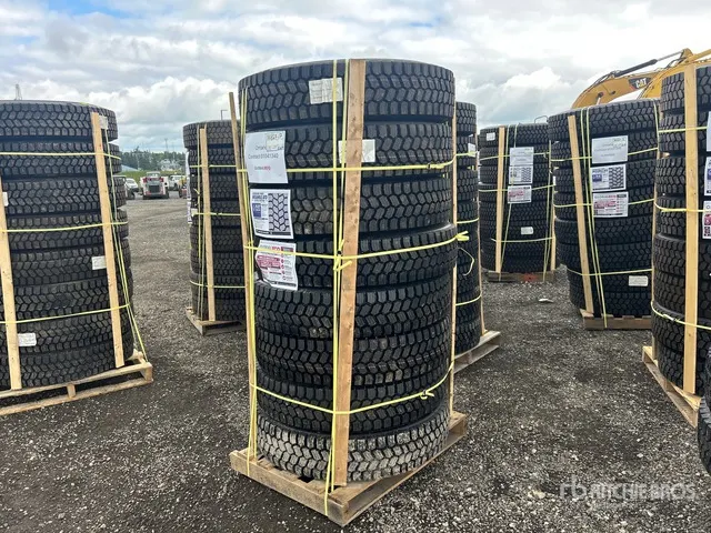 Quantity of (8) 11R22.5 Snow Traction Retread Tires (Unused)