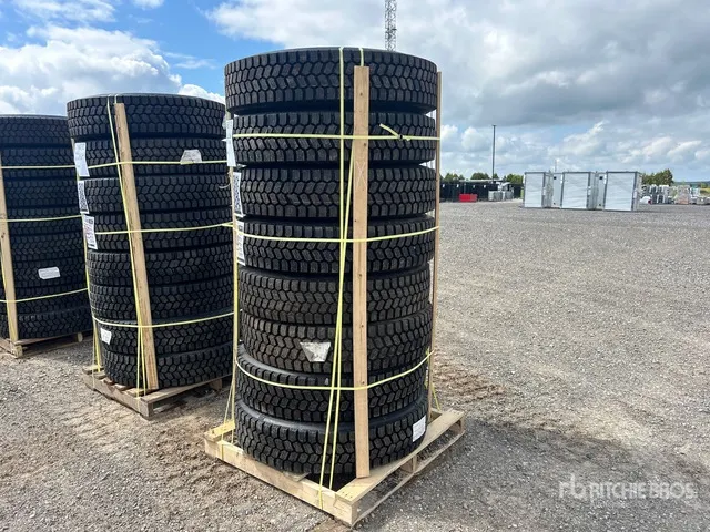Quantity of (8) 11R22.5 Snow Traction Retread Tires (Unused)