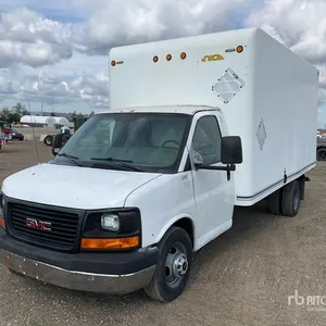 2012 GMC Savana G3500 4x2 Van Truck