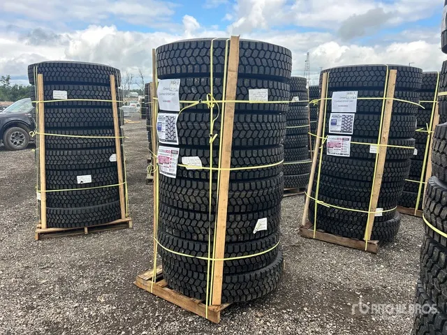 Quantity of (8) 11R22.5 Snow Traction Retread Tires (Unused)