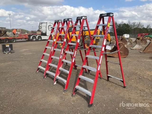 Quantity of (4) CLOW Ladder