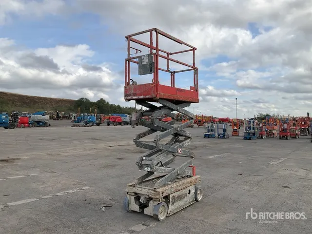 Skyjack SJ 3219 Electric Scissor Lift