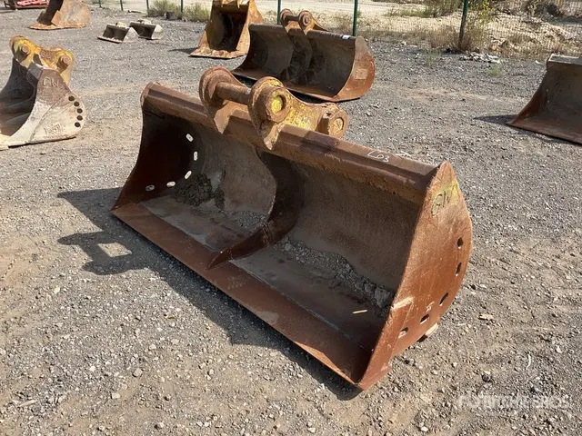 Geith 2150 mm Cleanup Excavator Bucket
