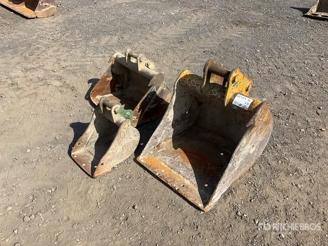 Quantity of (3) Digging 280, 570,600mm Excavator Bucket