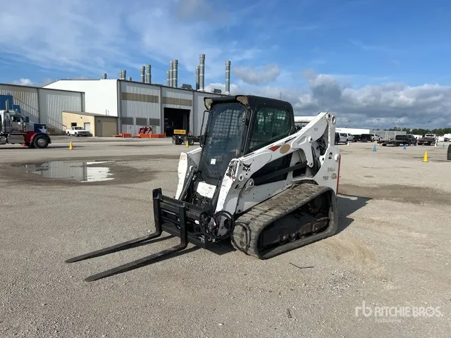 2018 Bobcat T650 Two-Speed Compact Track Loader