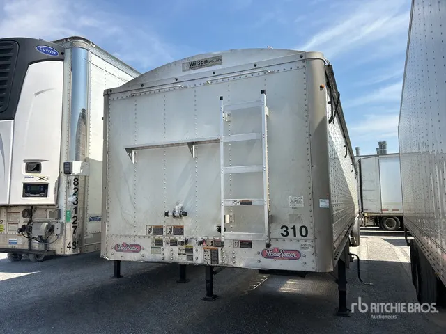 2014 Wilson DWH-551 45 ft T/A Grain Trailer