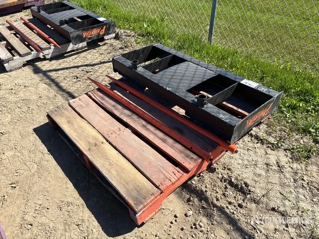 45 in Skid Steer Bale Spear (Unused)