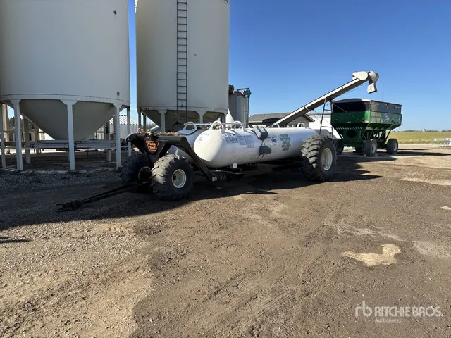 1989 Westeel Twin 4550 L NH3 Wagon Fertilizer Nurse Tank