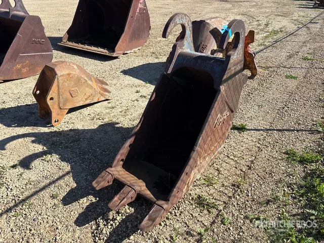 24 in Q/C Digging Excavator Bucket