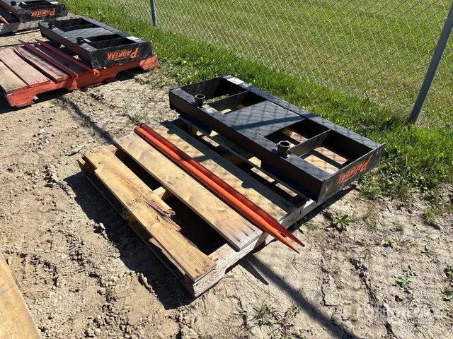 45 in Skid Steer Bale Spear (Unused)