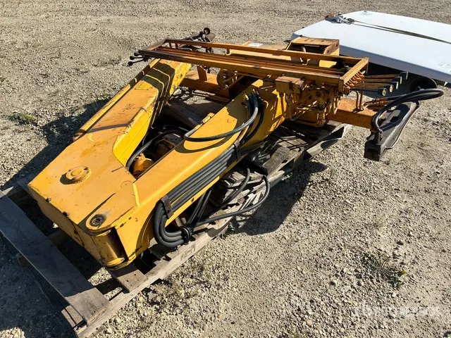 1982 Tico K-350WT Knuckle Truck Mounted Boom