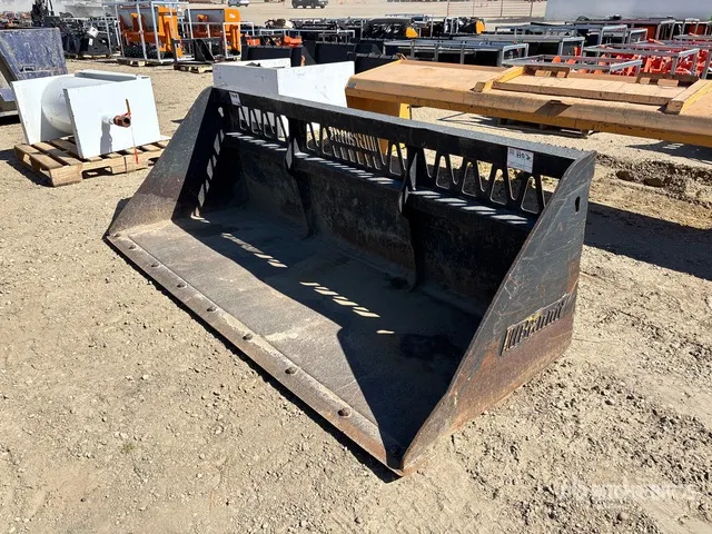 Brandt 96 in General Purpose Skid Steer Bucket