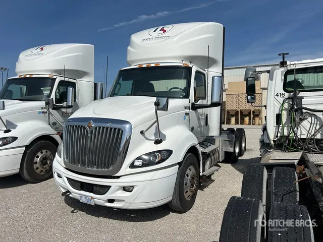 2019 International RH613 6x4 T/A Day Cab Truck Tractor