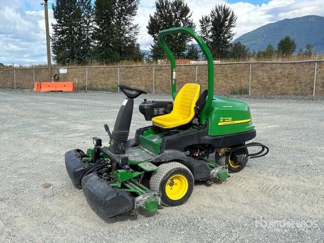 2010 John Deere 2500B Ride-On Lawn Mower