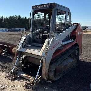 Takeuchi TL130 tracked skid steer loader